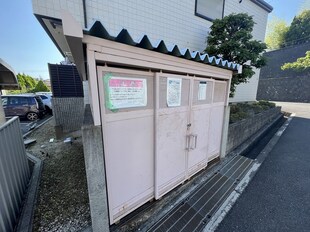 ピアレス千里Ａ棟の物件外観写真